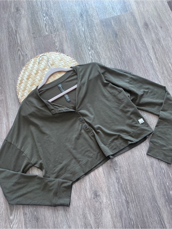 Vuori Tops - Vuori Avalon Henley